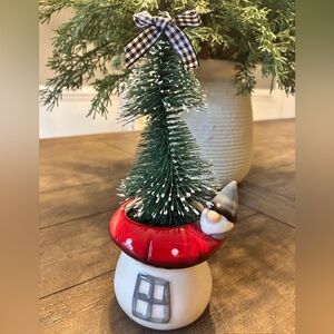 Cutest Little Wire Brush Tree in Ceramic Mushroom w/ Gnome NEW by Lucky Mischa!